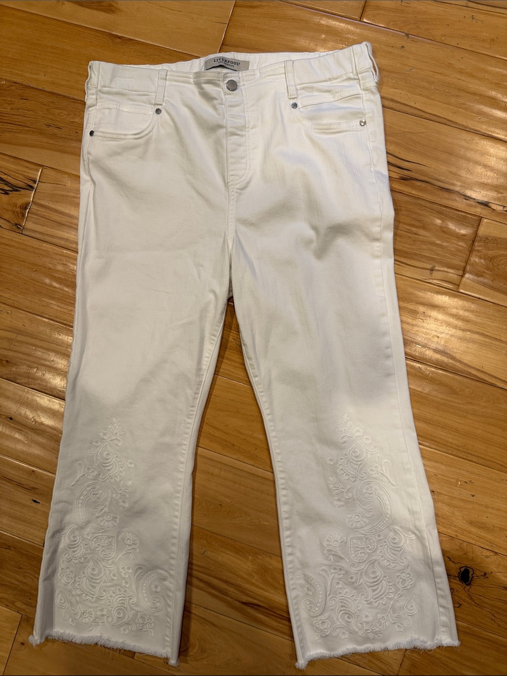 Liverpool White Embroidered Women’s Cropped Jeans size 14